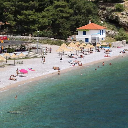 Penzion And With Parking Space Baska, Krk - 19215 *